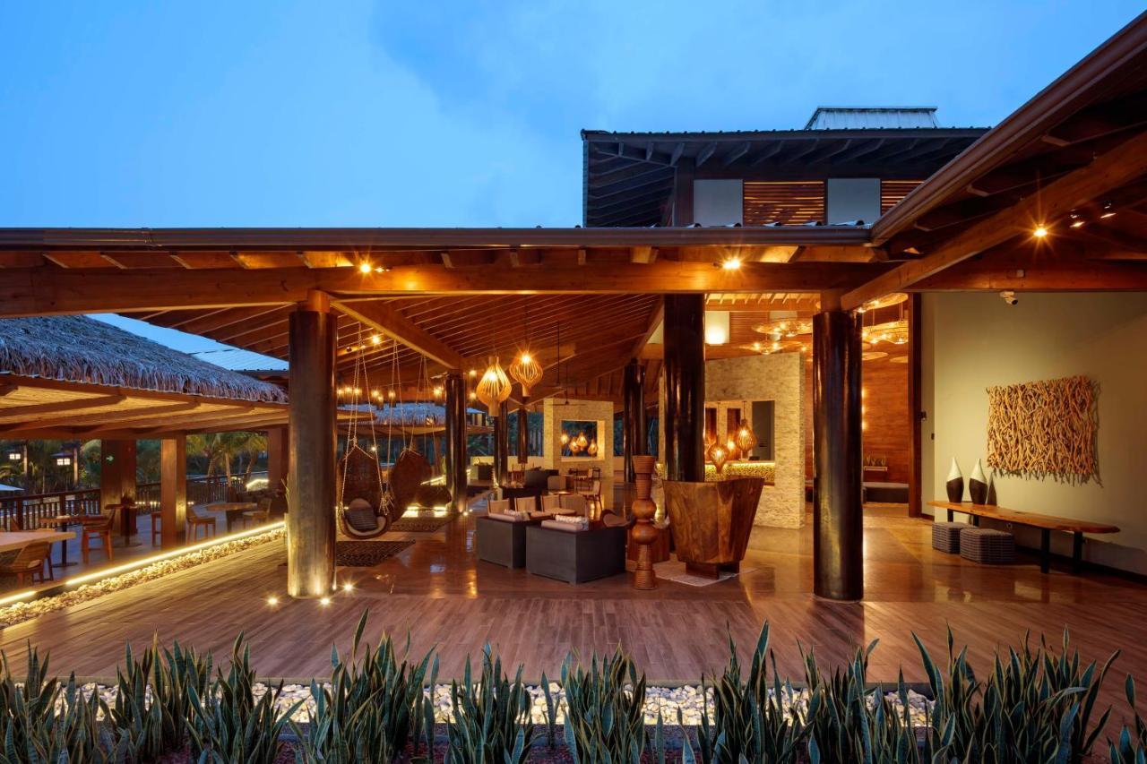 Indura Beach & Golf Resort Curio Collection By Hilton テラ エクステリア 写真