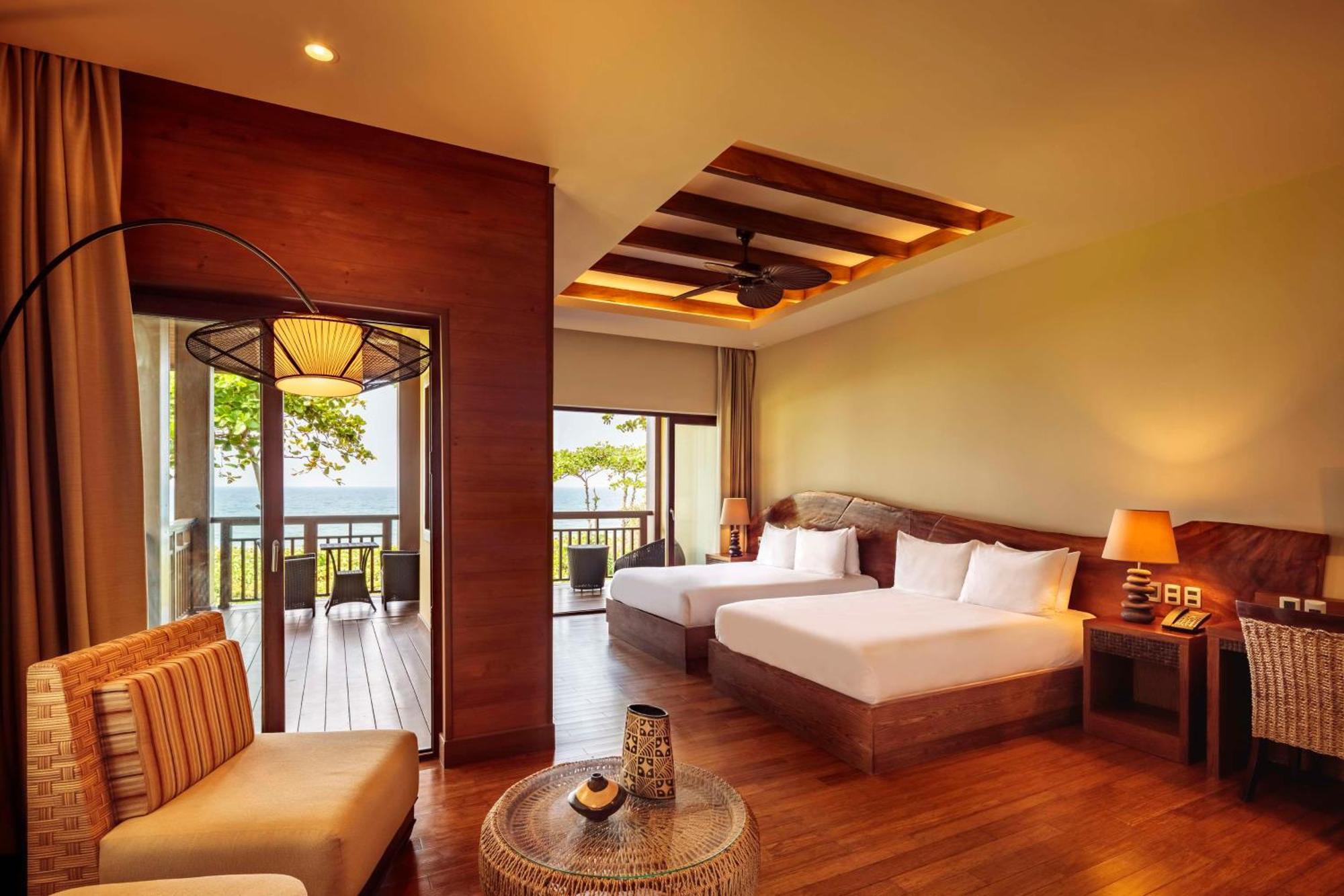 Indura Beach & Golf Resort Curio Collection By Hilton テラ エクステリア 写真